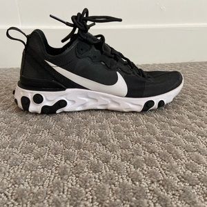 Nike Element React Shoes